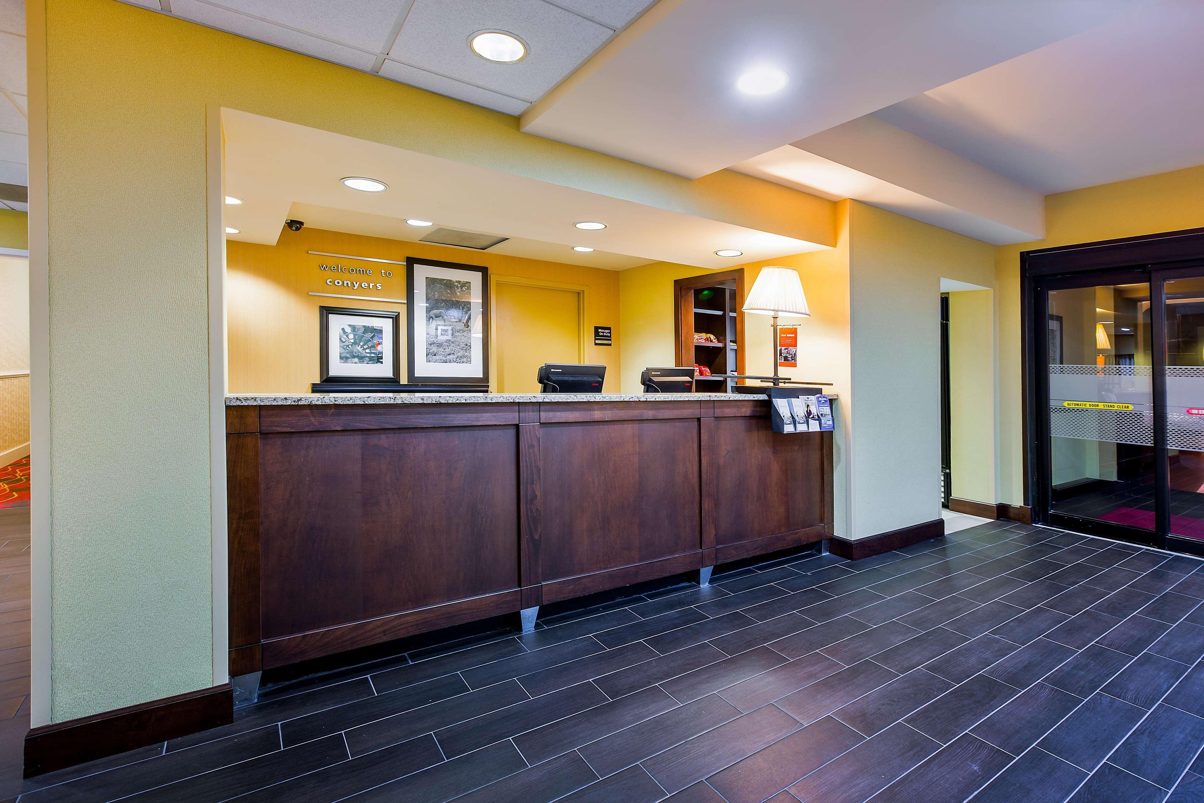 Hampton Inn Conyers Kültér fotó