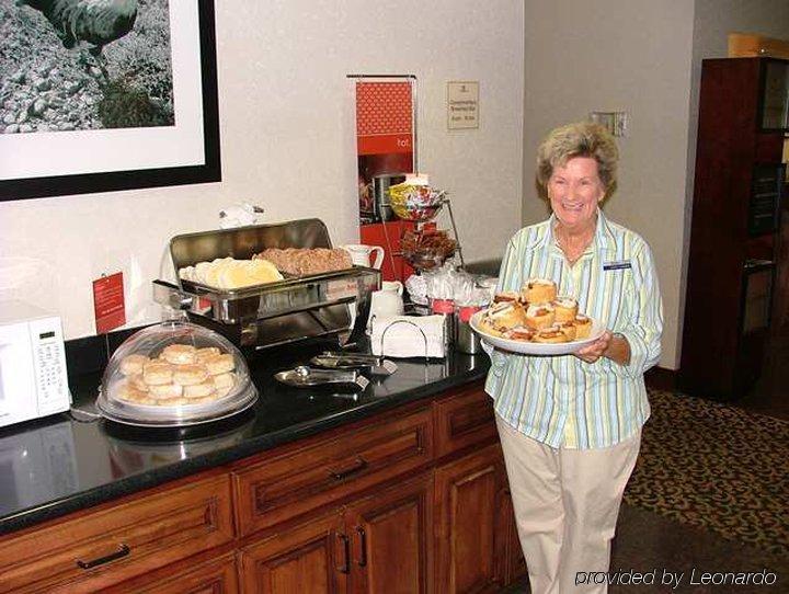 Hampton Inn Conyers Étterem fotó