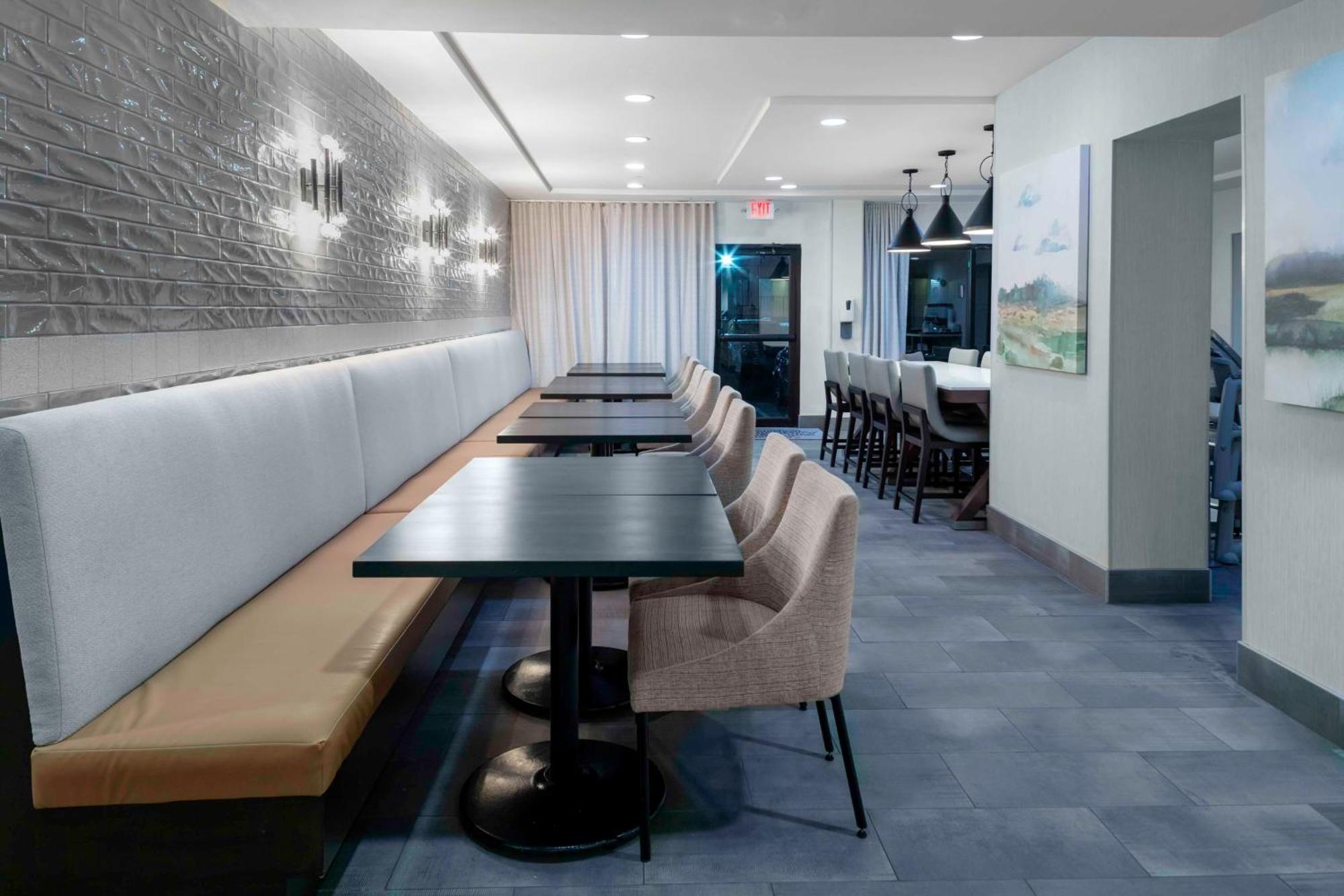 Hampton Inn Conyers Kültér fotó