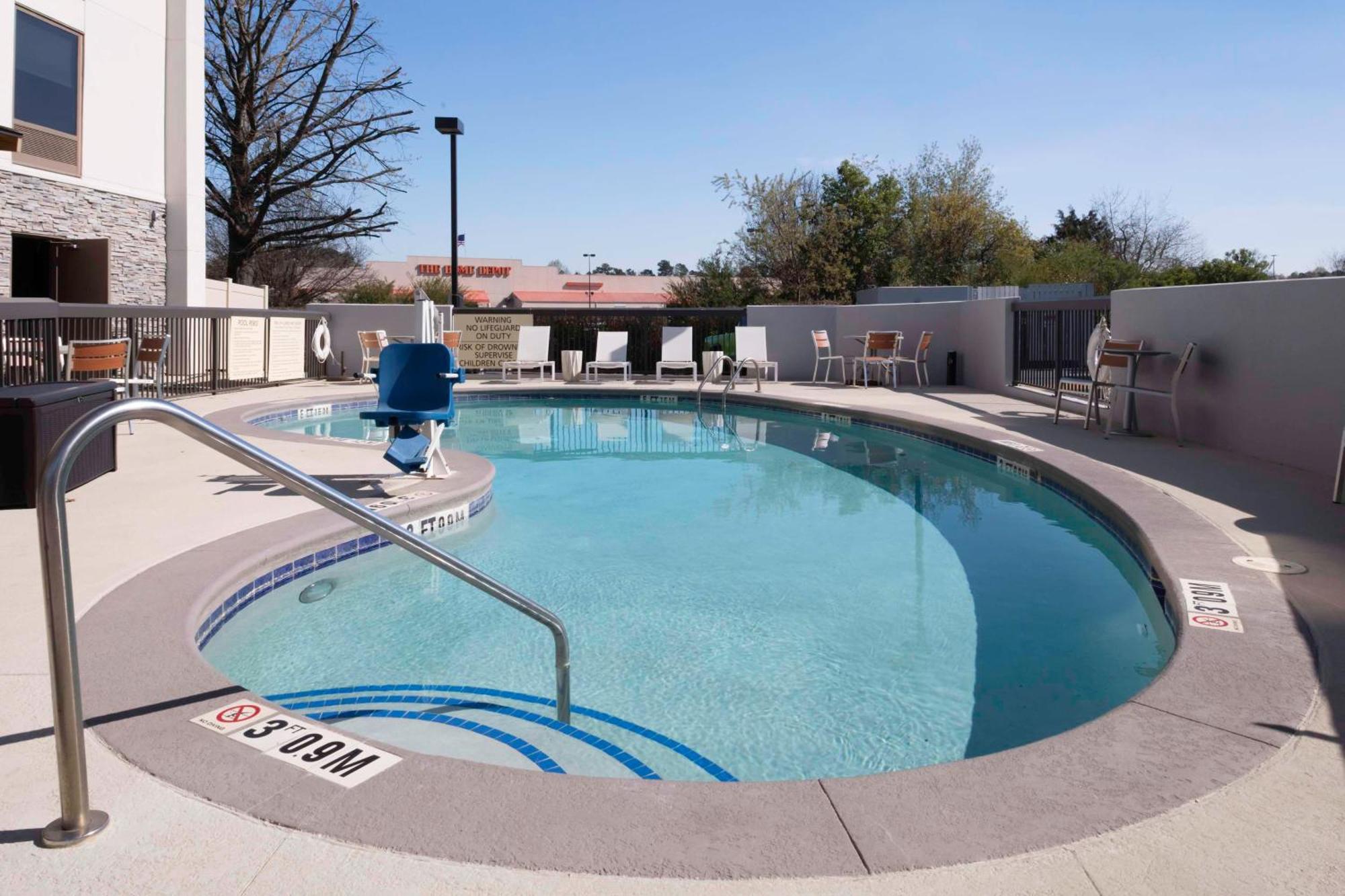 Hampton Inn Conyers Kültér fotó